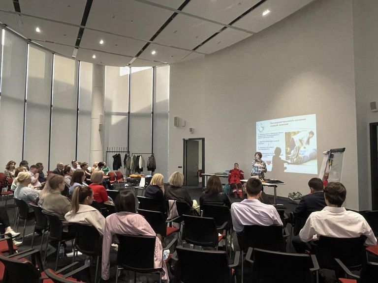 Обучение сотрудников ООО «Татнефть-АЗС-Запад» по навыками оказания первой помощи пострадавшим